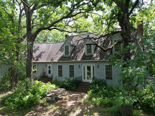 16220 Hayes Avenue Carver MN 55315 - MLS# 7069734