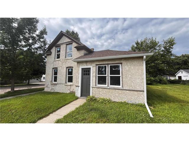 101 N Cedar Street Chaska MN 55318 - MLS# 7069834
