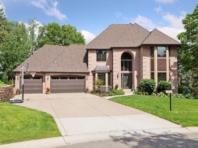 685 Valley View Court Shoreview MN 55126 - MLS# 7069840
