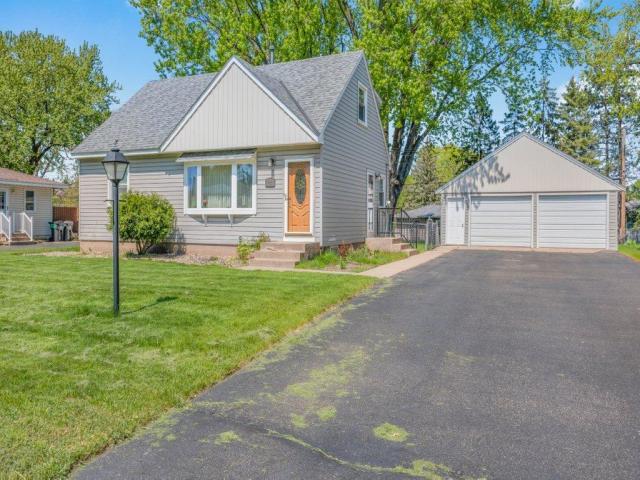 2105 Quartz Lane Eagan MN 55122 - MLS# 7069850