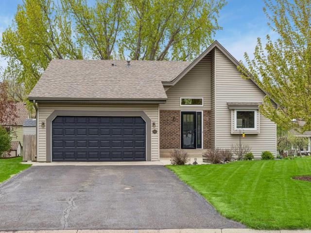 5679 Erik Lane Shoreview MN 55126 - MLS# 7069887