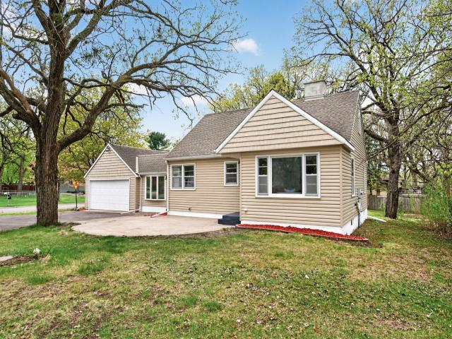 12122 Crooked Lake Boulevard NW Minneapolis MN 55433 - MLS# 7069922