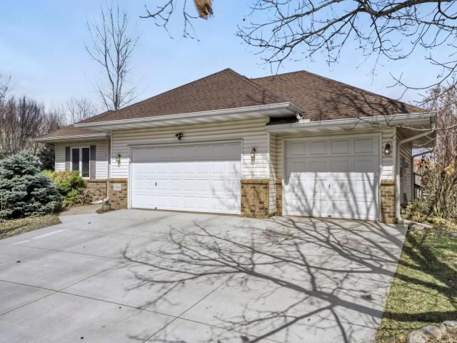 2334 Manuela Drive Chaska MN 55318 - MLS# 7070005