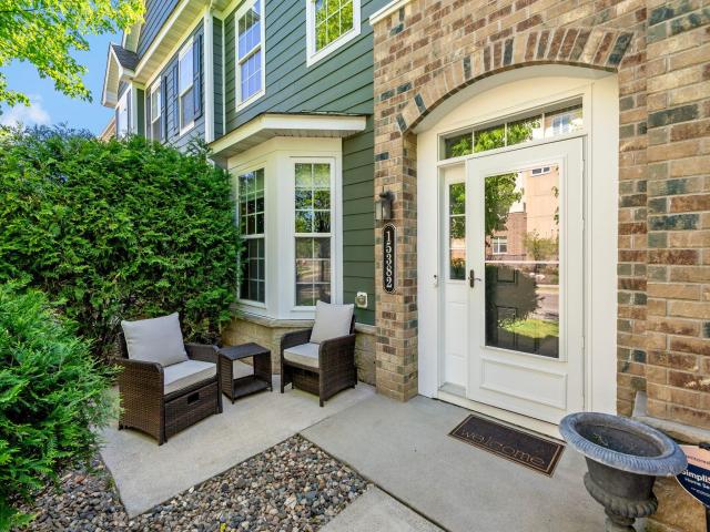 15382 Founders Lane Unit 804 Apple Valley MN 55124 - MLS# 7070158