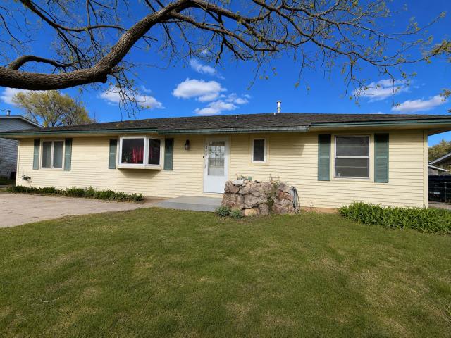 10441 Arrowhead Street NW Coon Rapids MN 55433 - MLS# 7070182