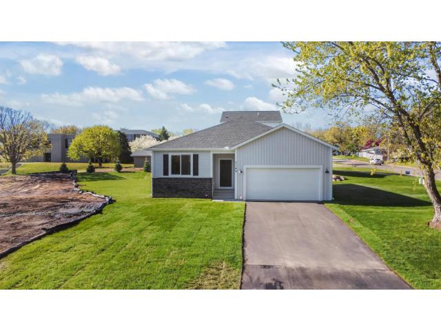 3149 Seminary Drive Saint Paul MN 55112 - MLS# 7070384