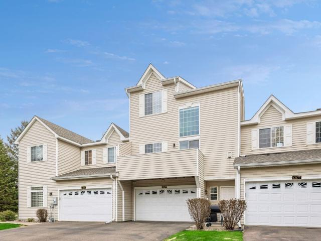 17679 Hackberry Court Eden Prairie MN 55347 - MLS# 7070395