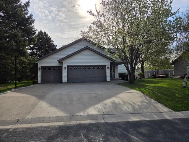 707 W Welco Drive Montgomery MN 56069 - MLS# 7070419