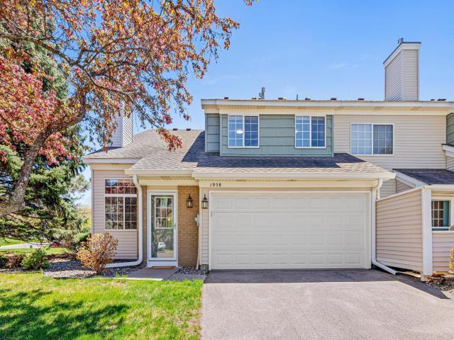 1958 Glenfield Court Unit 25 Eagan MN 55122 - MLS# 7070428