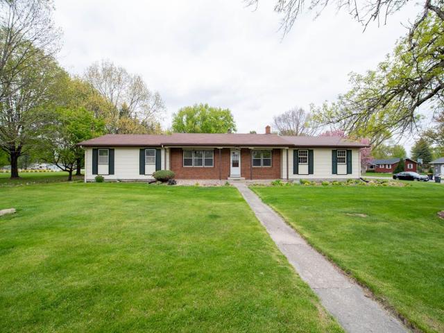 2208 Clare Drive North Mankato MN 56003 - MLS# 7070434
