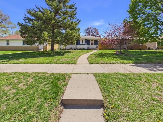 4250 Welcome Avenue N Minneapolis MN 55422 - MLS# 7070520