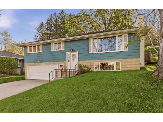 2332 11th Avenue NW Rochester MN 55901 - MLS# 7070598