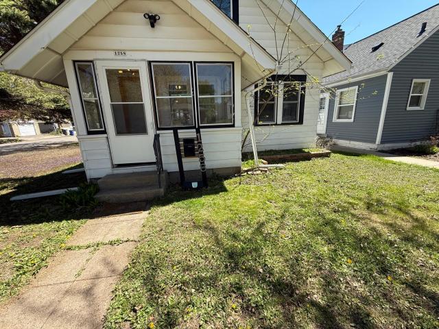 1258 Farrington Street Saint Paul MN 55117 - MLS# 7070707