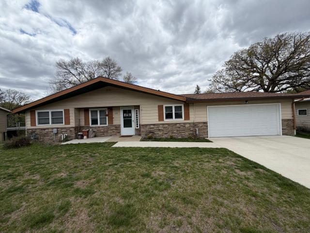 1821 Brookside Circle Albert Lea MN 56007 - MLS# 7070719