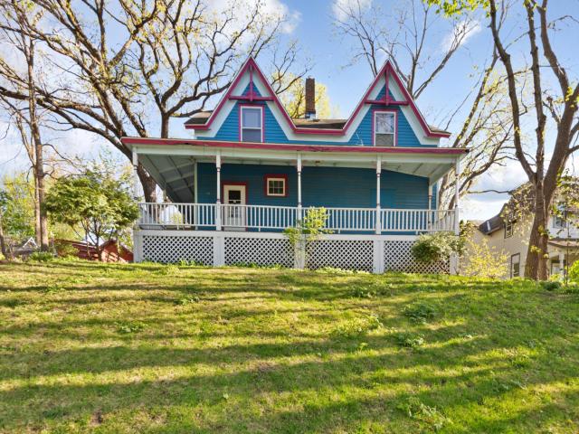 415 Division Street W Faribault MN 55021 - MLS# 7070772