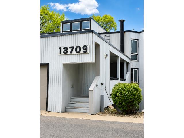 13709 Nicollet Avenue Unit 101 Burnsville MN 55337 - MLS# 7071005
