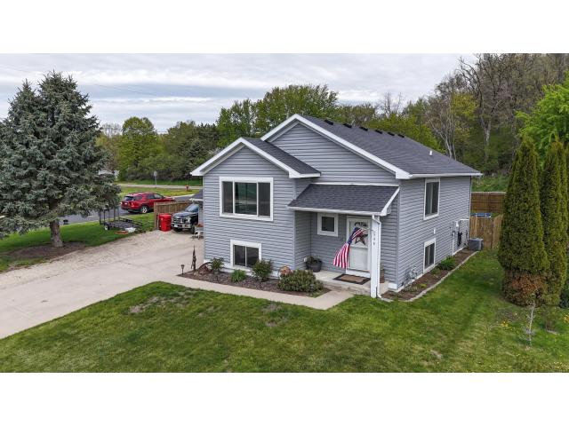 546 6th Street SW Pine Island MN 55963 - MLS# 7071036