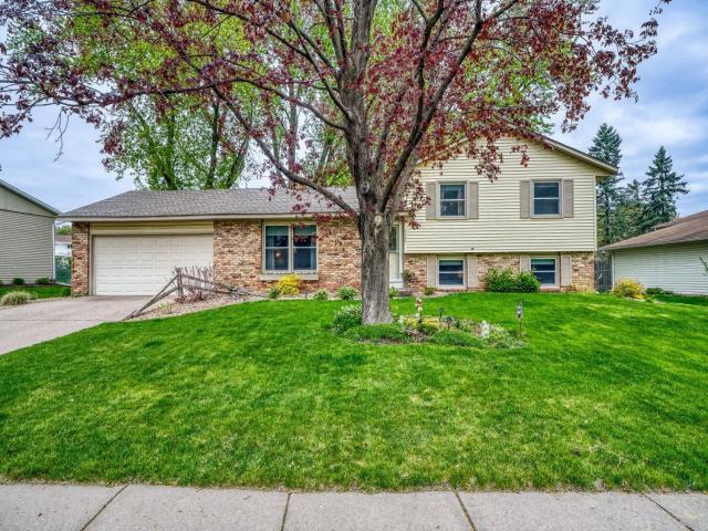6285 137th Street W Saint Paul MN 55124 - MLS# 7071620