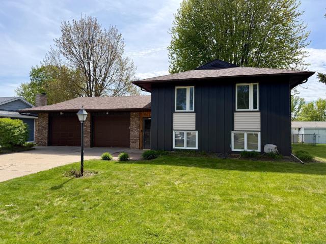 840 Cortland Drive Saint Paul MN 55124 - MLS# 7071725
