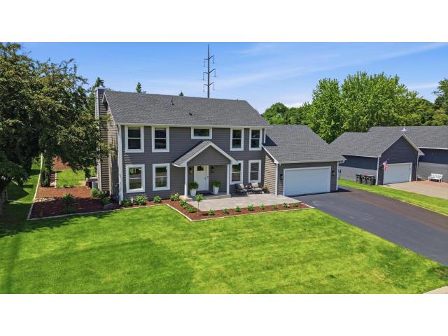 2734 Shadow Wood Court Chaska MN 55318 - MLS# 7071796