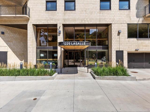 1225 Lasalle Avenue Unit 301 Minneapolis MN 55403 - MLS# 7071961