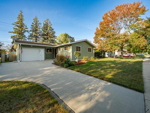 908 11 1/2 Street SW Rochester MN 55902 - MLS# 7071996