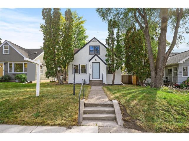 2082 Berkeley Avenue Saint Paul MN 55105 - MLS# 7072050