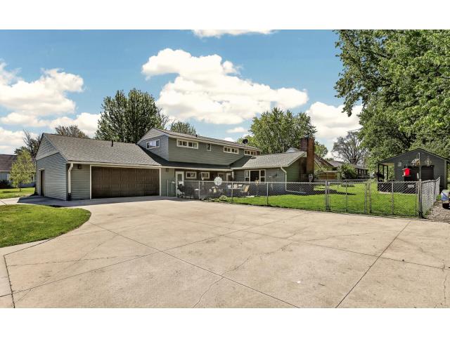 305 4th Avenue NW Dodge Center MN 55927 - MLS# 7072248