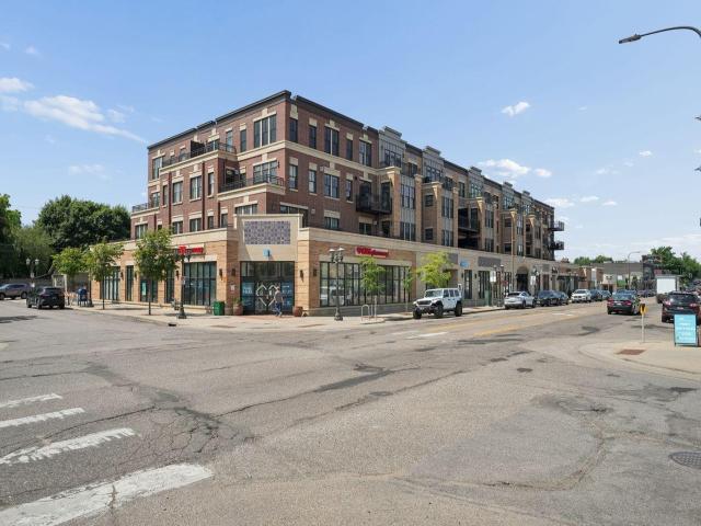 1060 Grand Avenue Unit 210 Saint Paul MN 55105 - MLS# 7072313