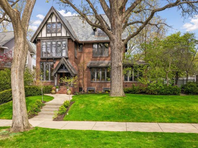 1932 Kenwood Parkway Minneapolis MN 55405 - MLS# 7072371