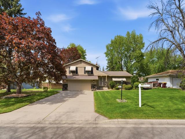 401 Felix Lane West Saint Paul MN 55118 - MLS# 7072396