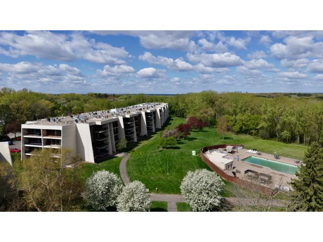 2455 Londin Lane E Unit 219 Saint Paul MN 55119 - MLS# 7072501