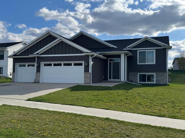 732 Towne Drive NE Byron MN 55920 - MLS# 7072529