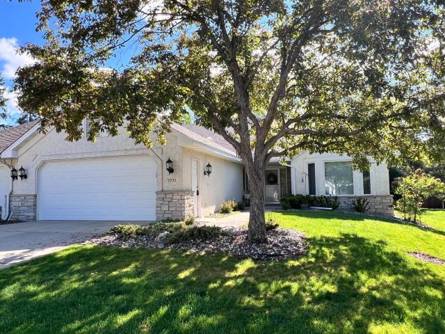 9933 Old Wagon Trail Eden Prairie MN 55347 - MLS# 7072556