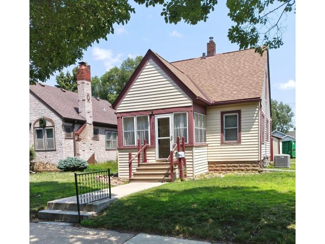 351 8th Avenue S South Saint Paul MN 55075 - MLS# 7072641