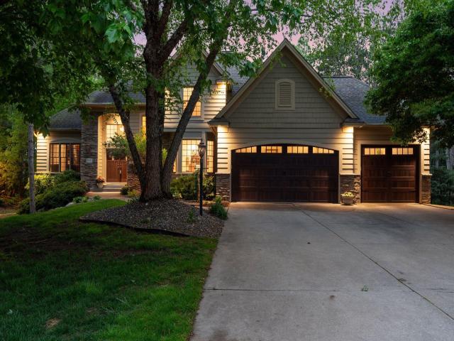 9001 Springwood Drive Woodbury MN 55125 - MLS# 7072801