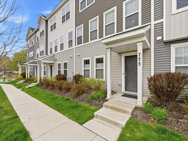 775 Midtown Lane Saint Paul MN 55112 - MLS# 7072806