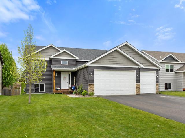 1335 Waters Way Watertown MN 55388 - MLS# 7072810