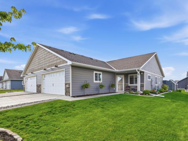 1704 11th Street NE Buffalo MN 55313 - MLS# 7072856