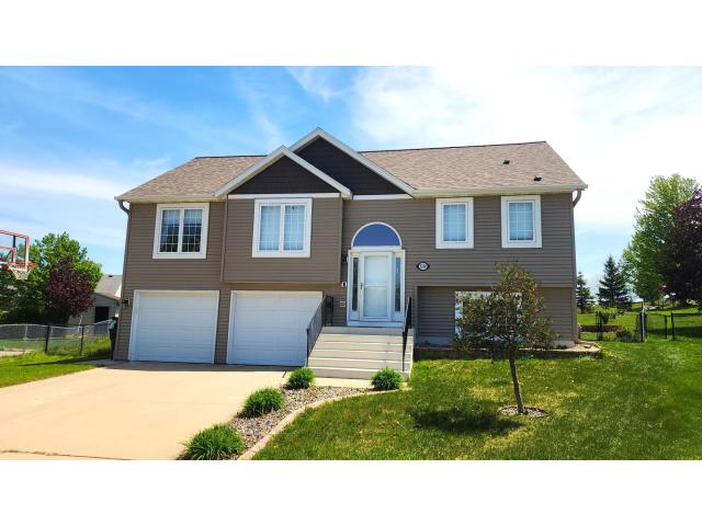 5208 Pinehurst Lane NW Rochester MN 55901 - MLS# 7073393