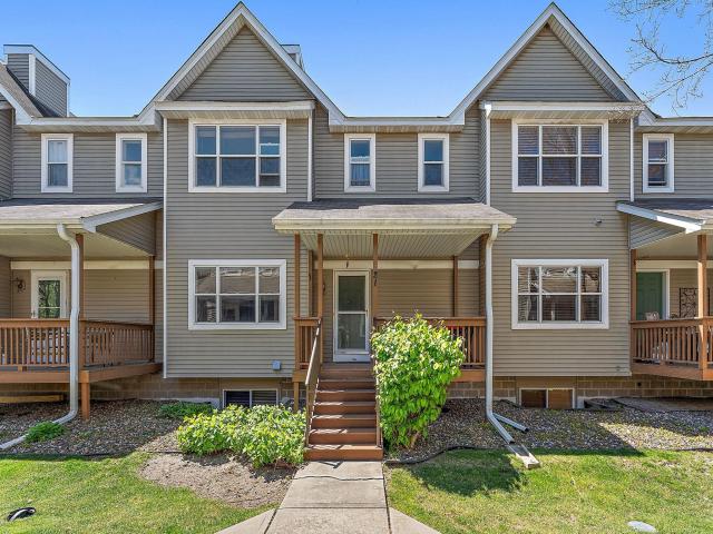 21 River Bend Place Chaska MN 55318 - MLS# 7073524