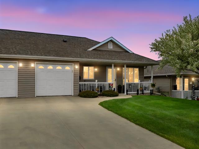217 Clubhouse Drive NE Stewartville MN 55976 - MLS# 7073527