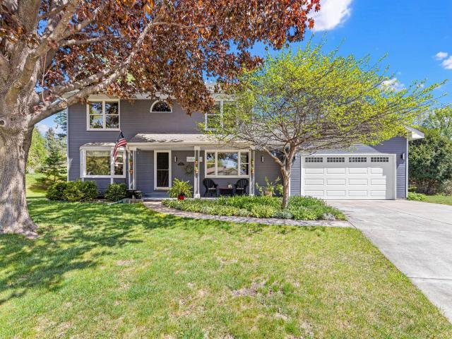 872 Westview Drive Shoreview MN 55126 - MLS# 7073672