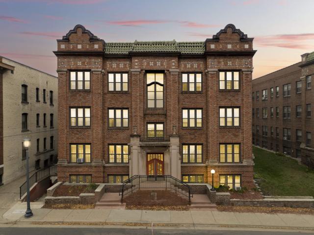 1820 1st Avenue S Unit 201 Minneapolis MN 55403 - MLS# 7073690