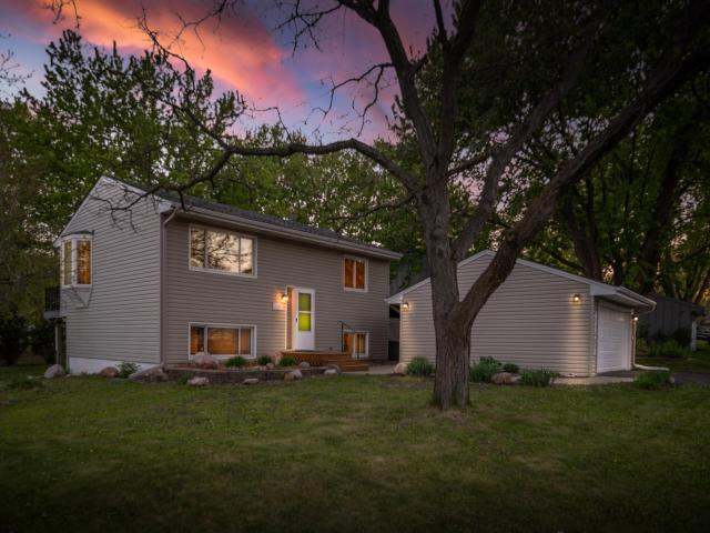 11501 Red Fox Drive Osseo MN 55369 - MLS# 7073752