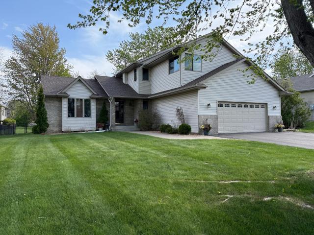 9828 Greenspruce Avenue N Minneapolis MN 55443 - MLS# 7073954