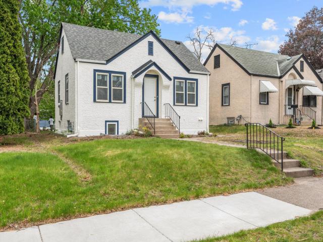 4424 Russell Avenue N Minneapolis MN 55412 - MLS# 7073969