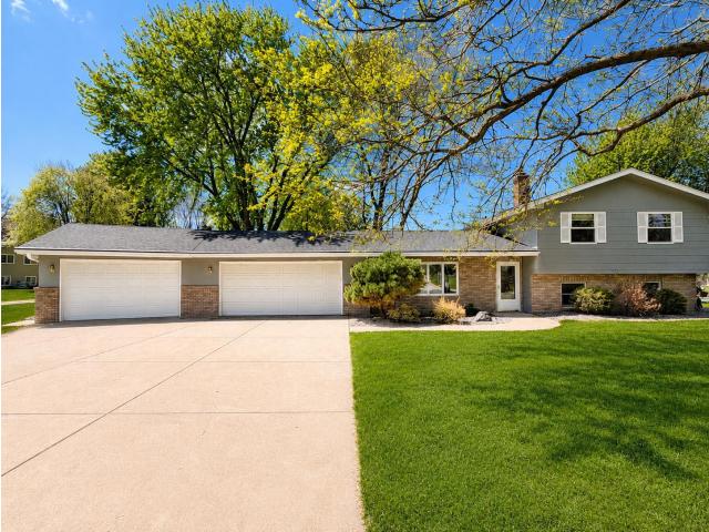 502 Columbus Avenue S New Prague MN 56071 - MLS# 7073980