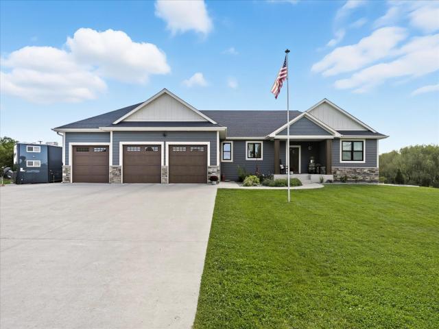 912 14th Street NE Montgomery MN 56069 - MLS# 7073988