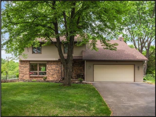 10587 Wellington Lane N Maple Grove MN 55369 - MLS# 7073995